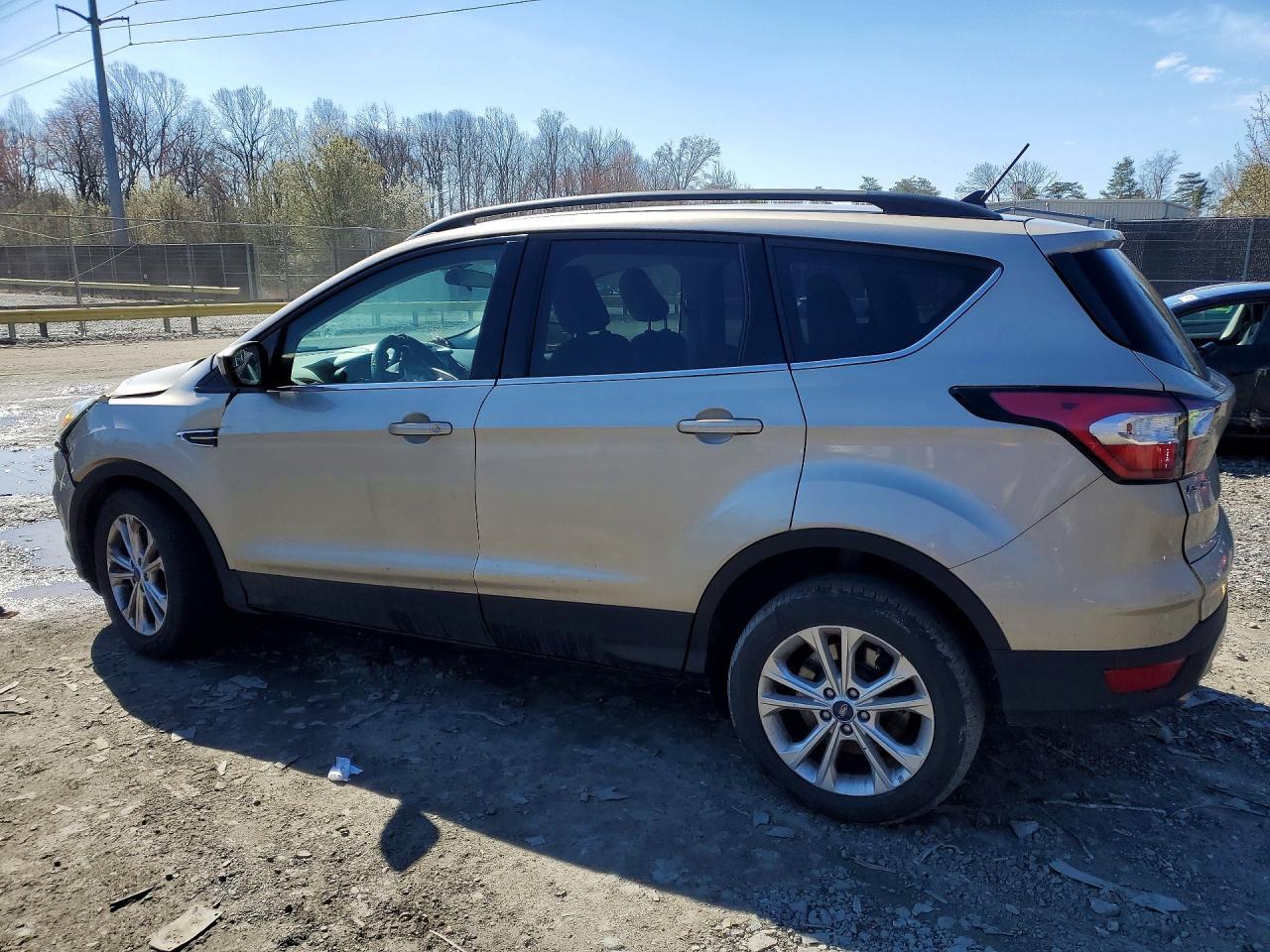 2018 Ford Escape Sel - Фото 2