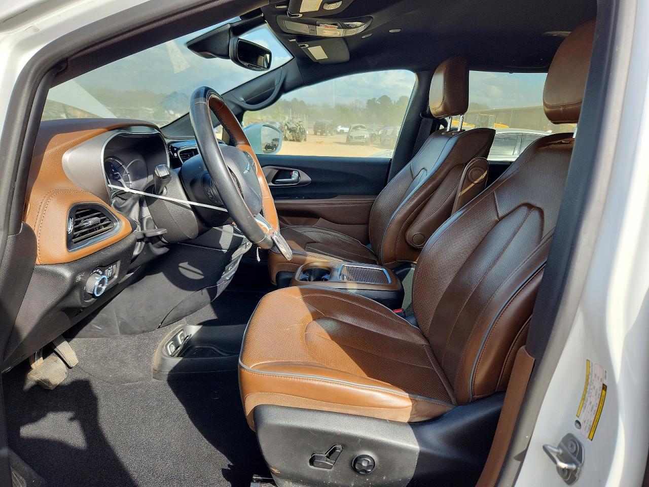 2020 Chrysler Pacifica Hybrid Limited - Фото 7