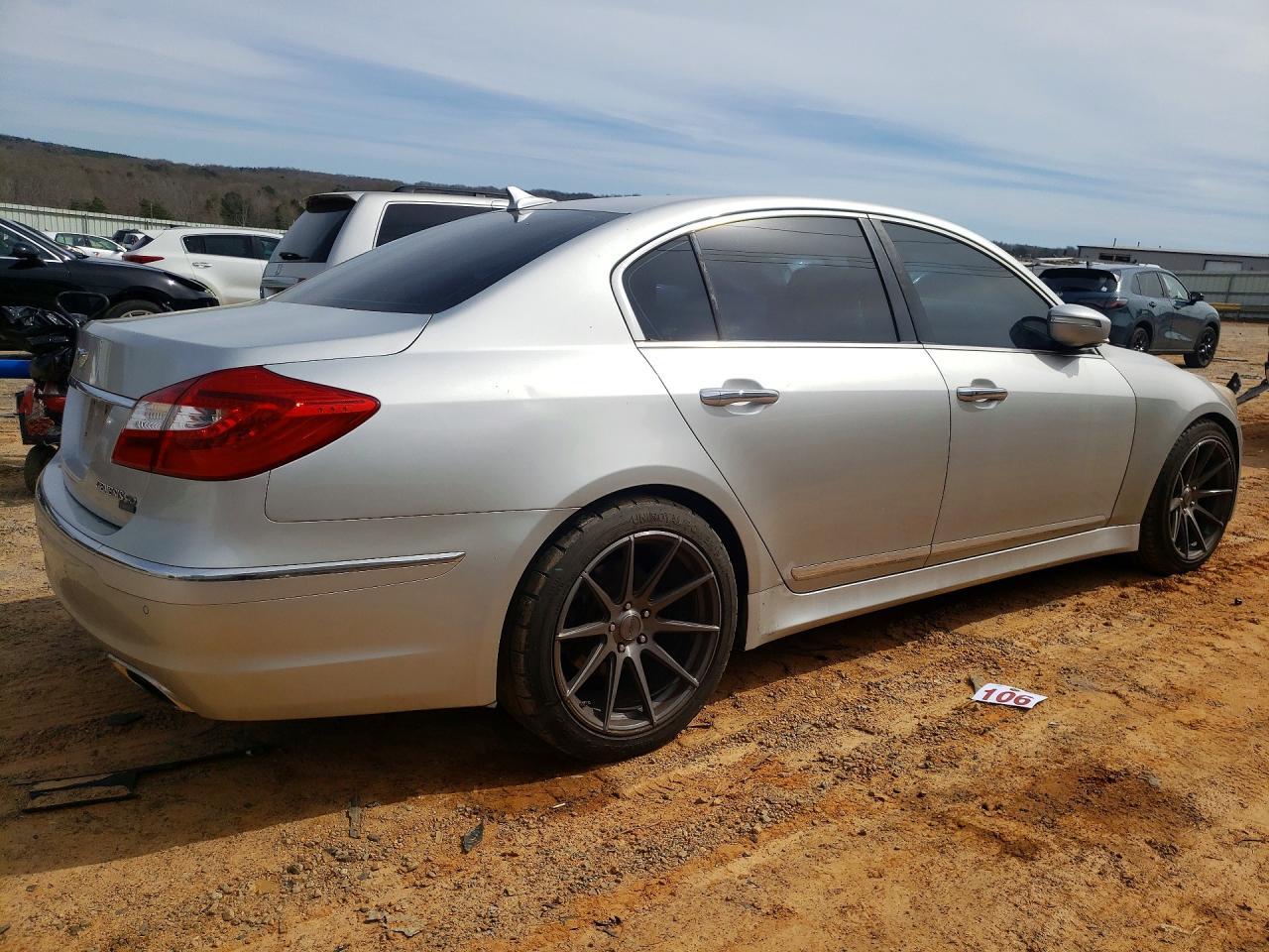 2012 Hyundai Genesis 5.0L R-Spec - Фото 3