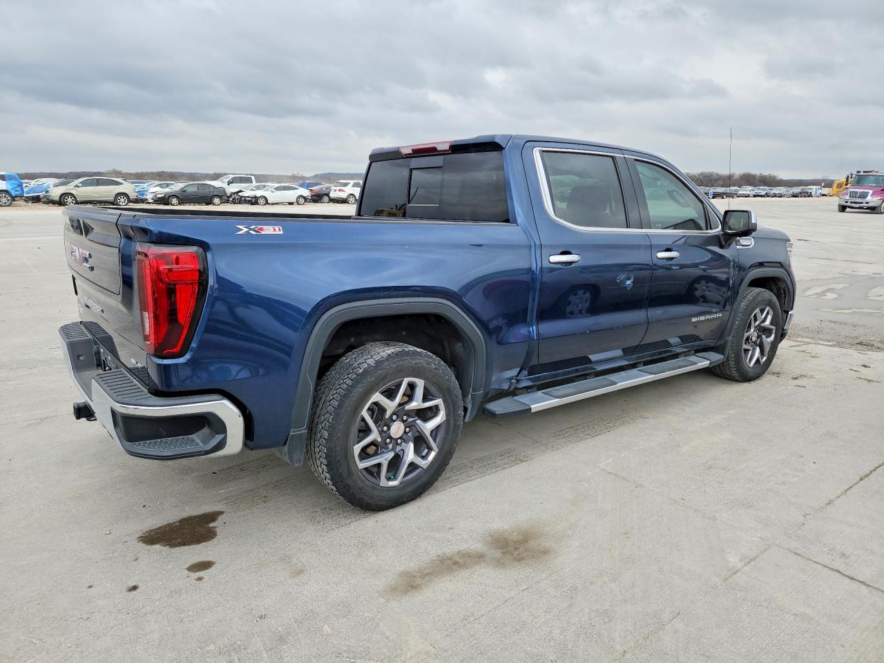 2023 GMC Sierra K1500 Slt - Фото 3