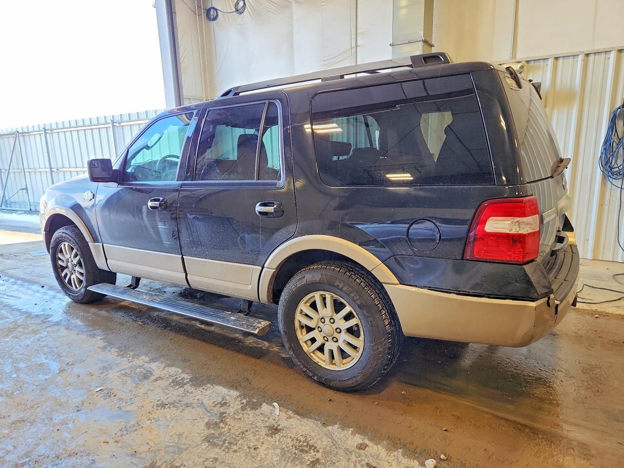 2014 Ford Expedition Xlt - Image 2