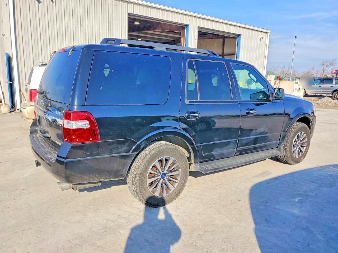 2016 Ford Expedition Xlt - Фото 3