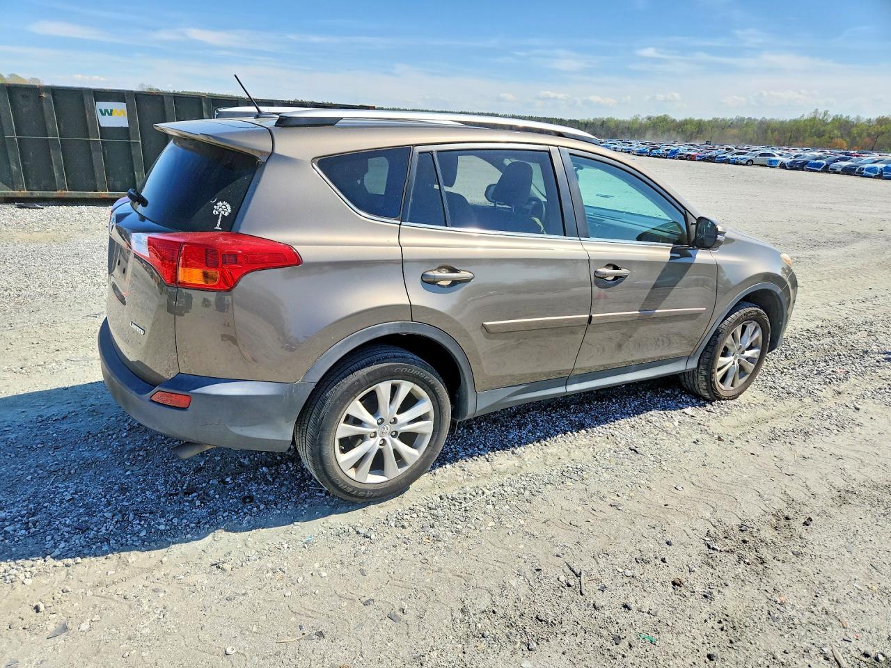 2015 Toyota Rav4 Limited - Фото 3