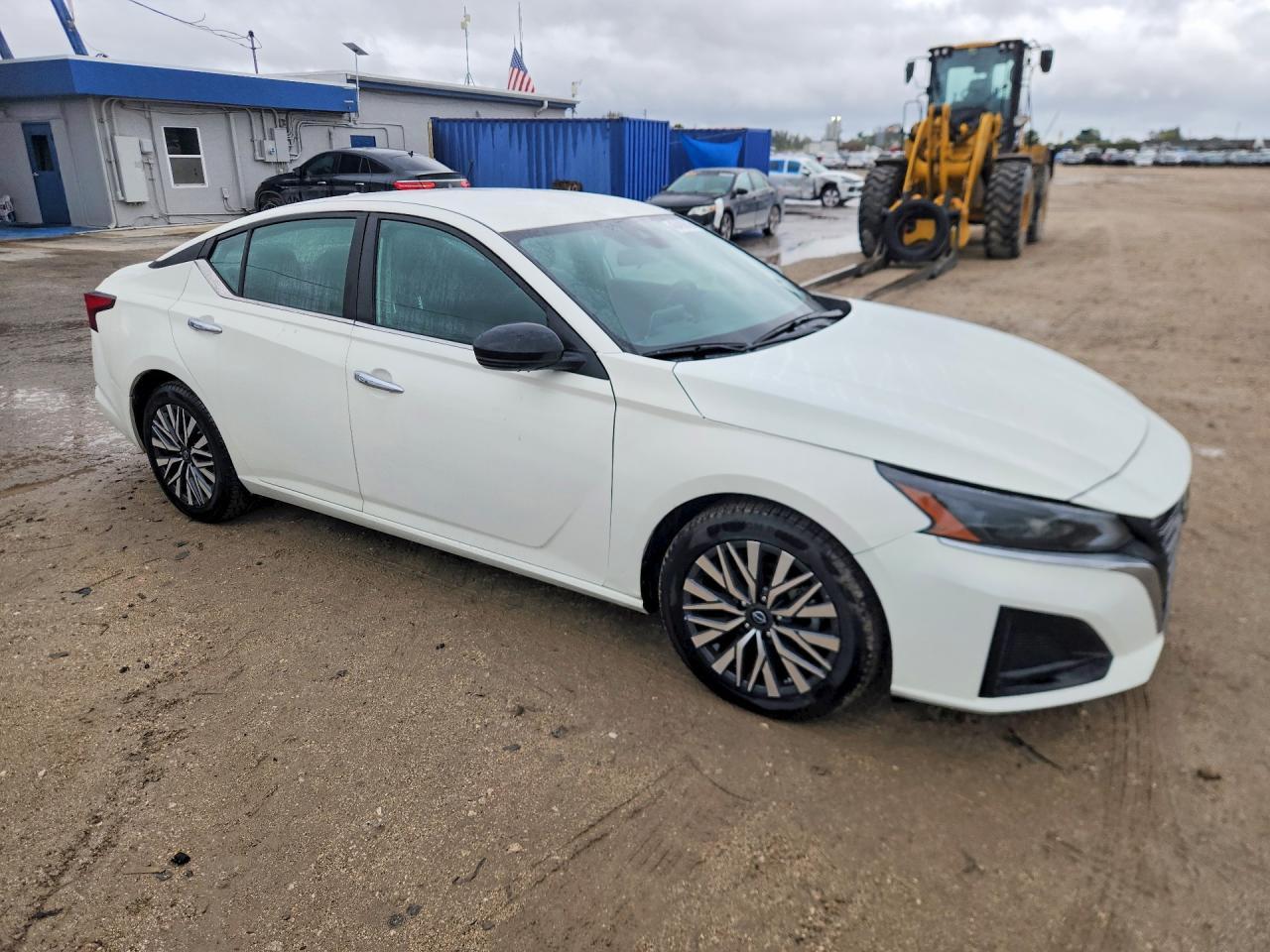 2025 Nissan Altima 2.5 Sv - Image 4