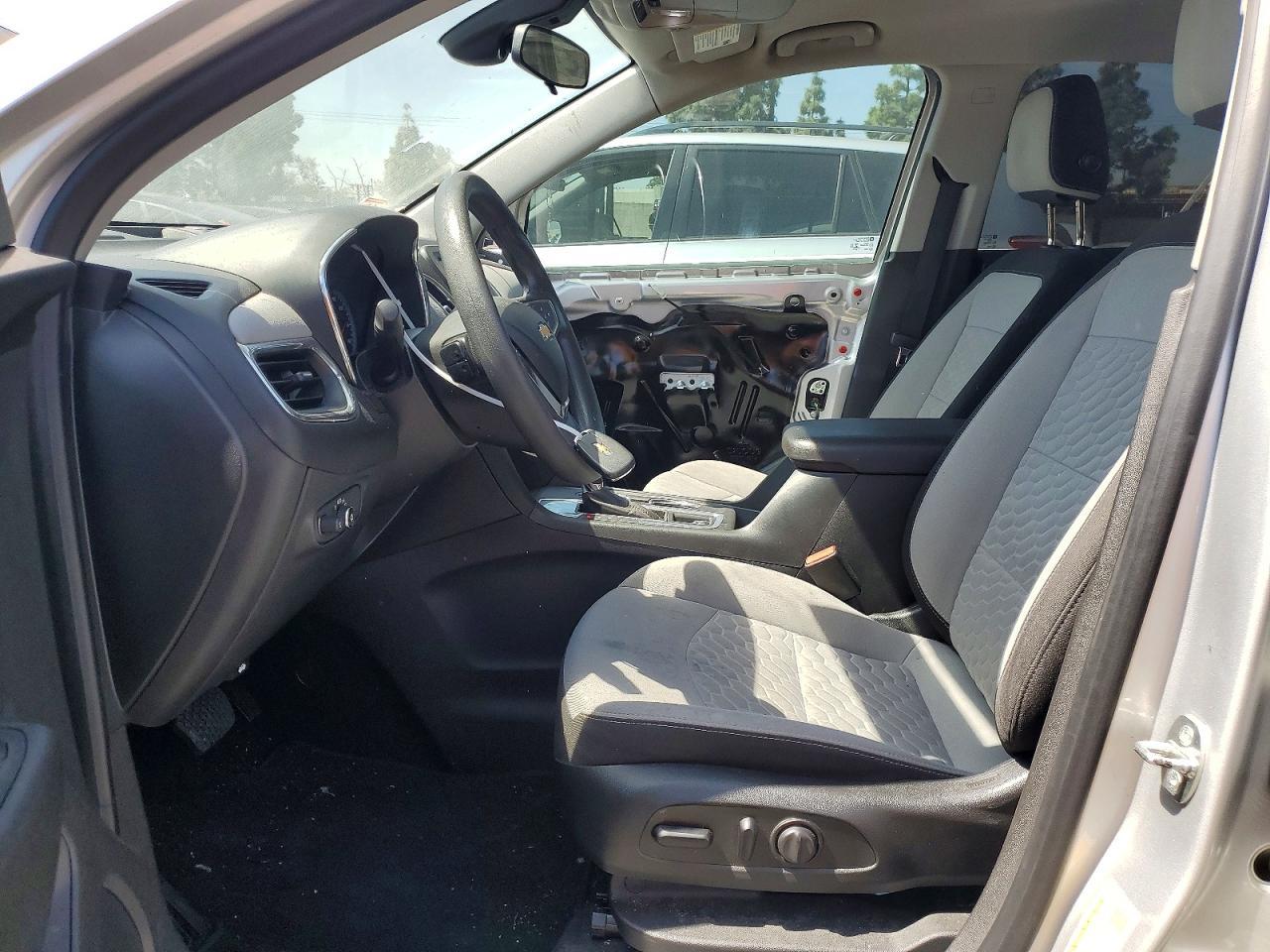 2020 Chevrolet Equinox - Image 7