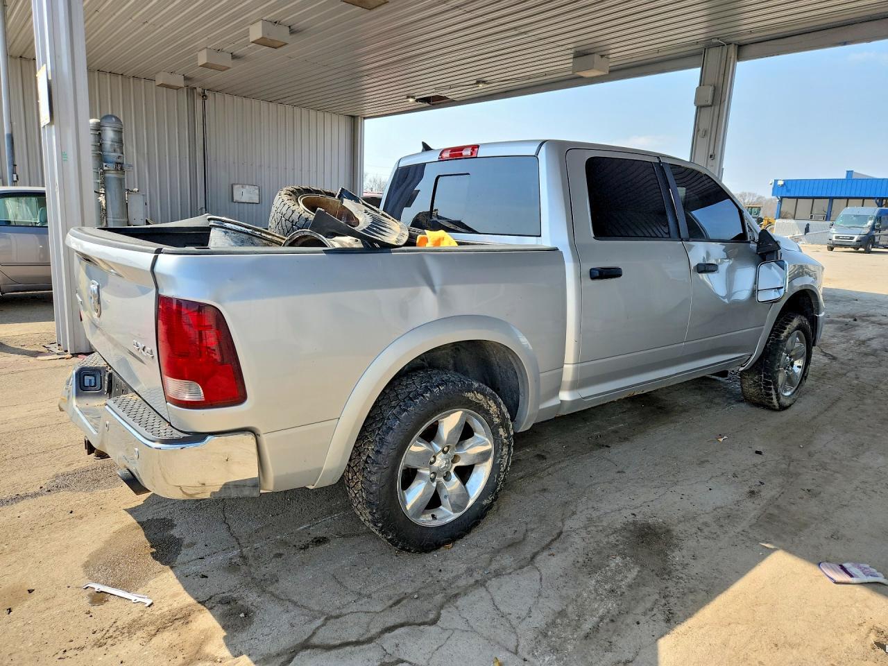 2018 Ram 1500 Slt - Image 3