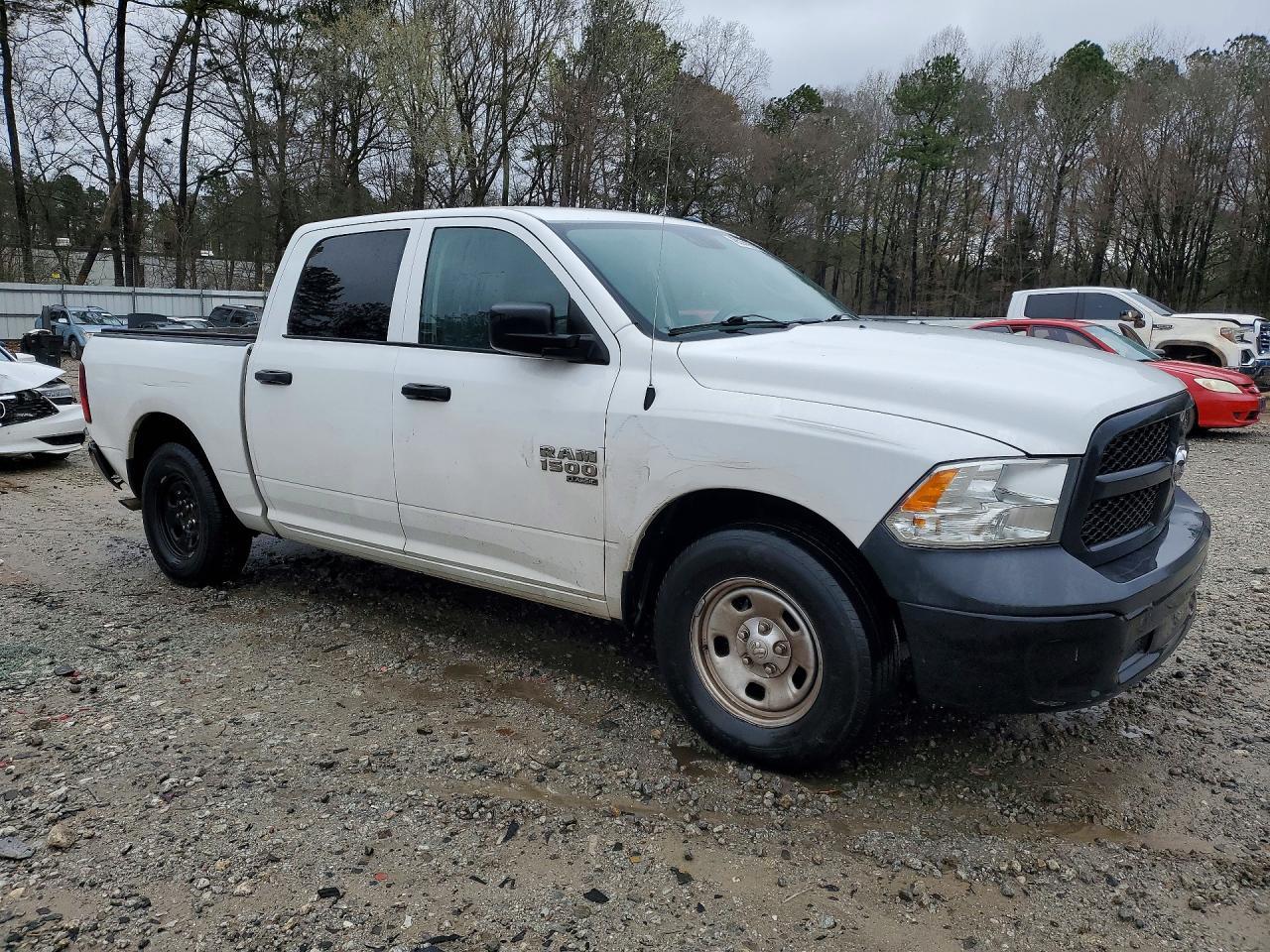 2019 Ram 1500 Classic Tradesman - Фото 4