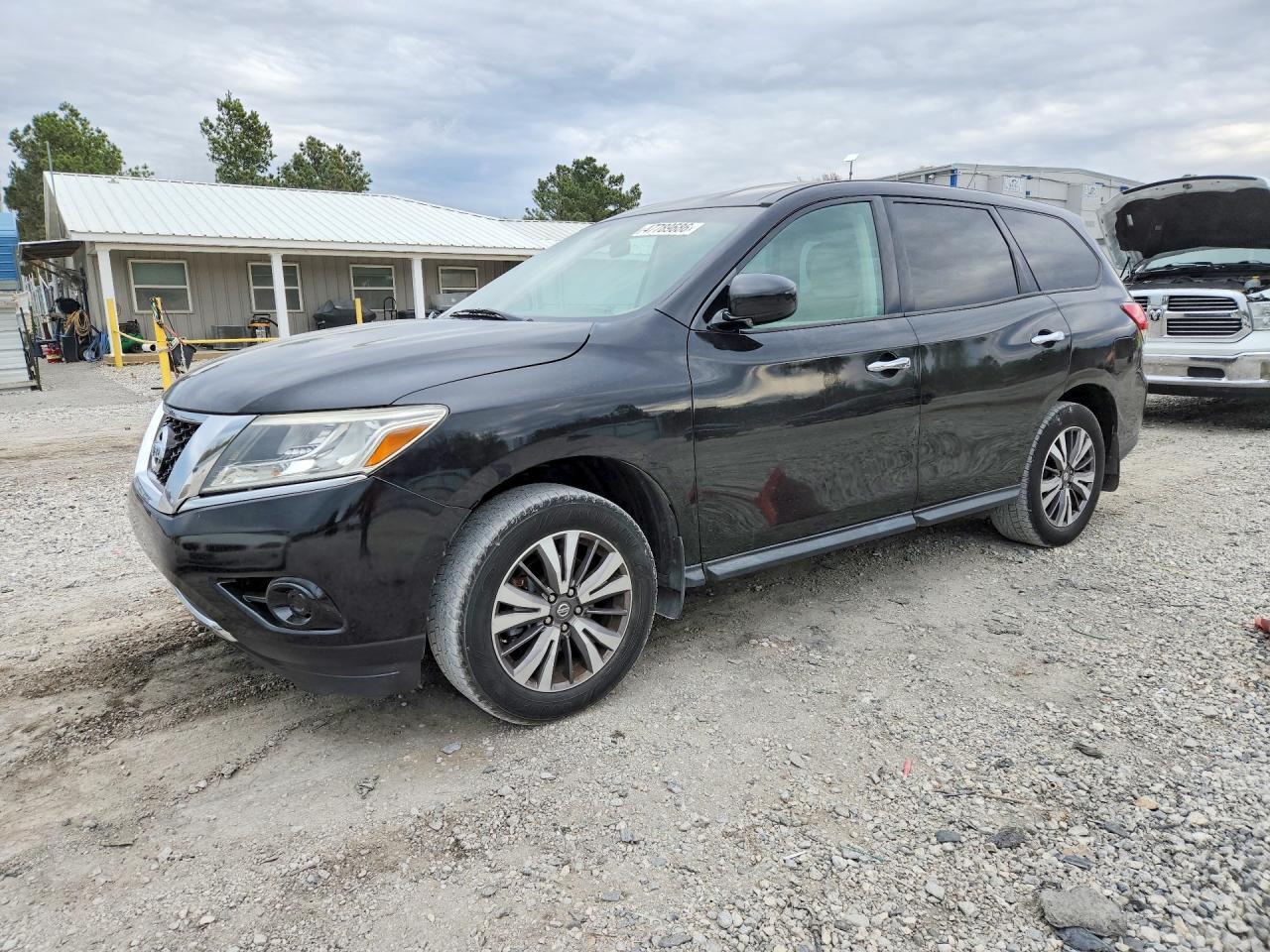2014 Nissan Pathfinder S
