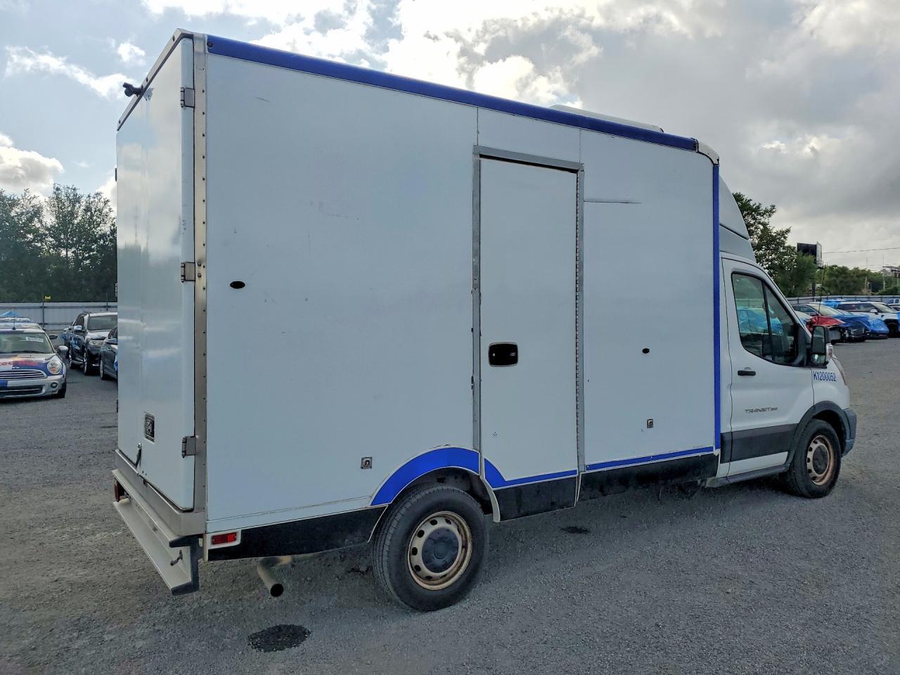 2020 Ford Transit 350 Delivery Truck - Фото 3