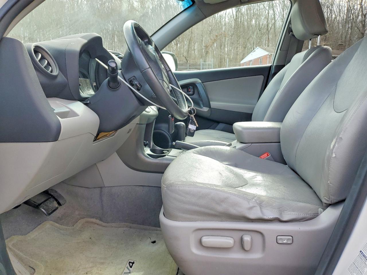 2012 Toyota Rav4 Limited - Фото 7