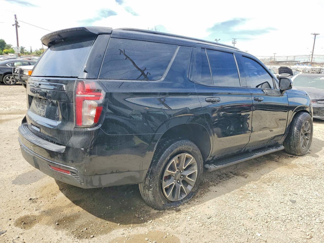 2023 Chevrolet Tahoe K1500 Z71 - Image 3