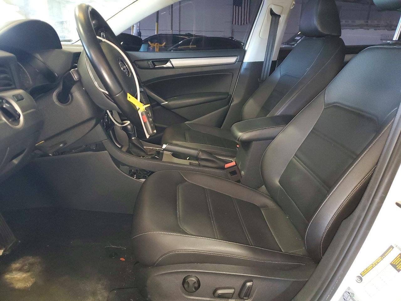 2020 Volkswagen Passat Se - Фото 7
