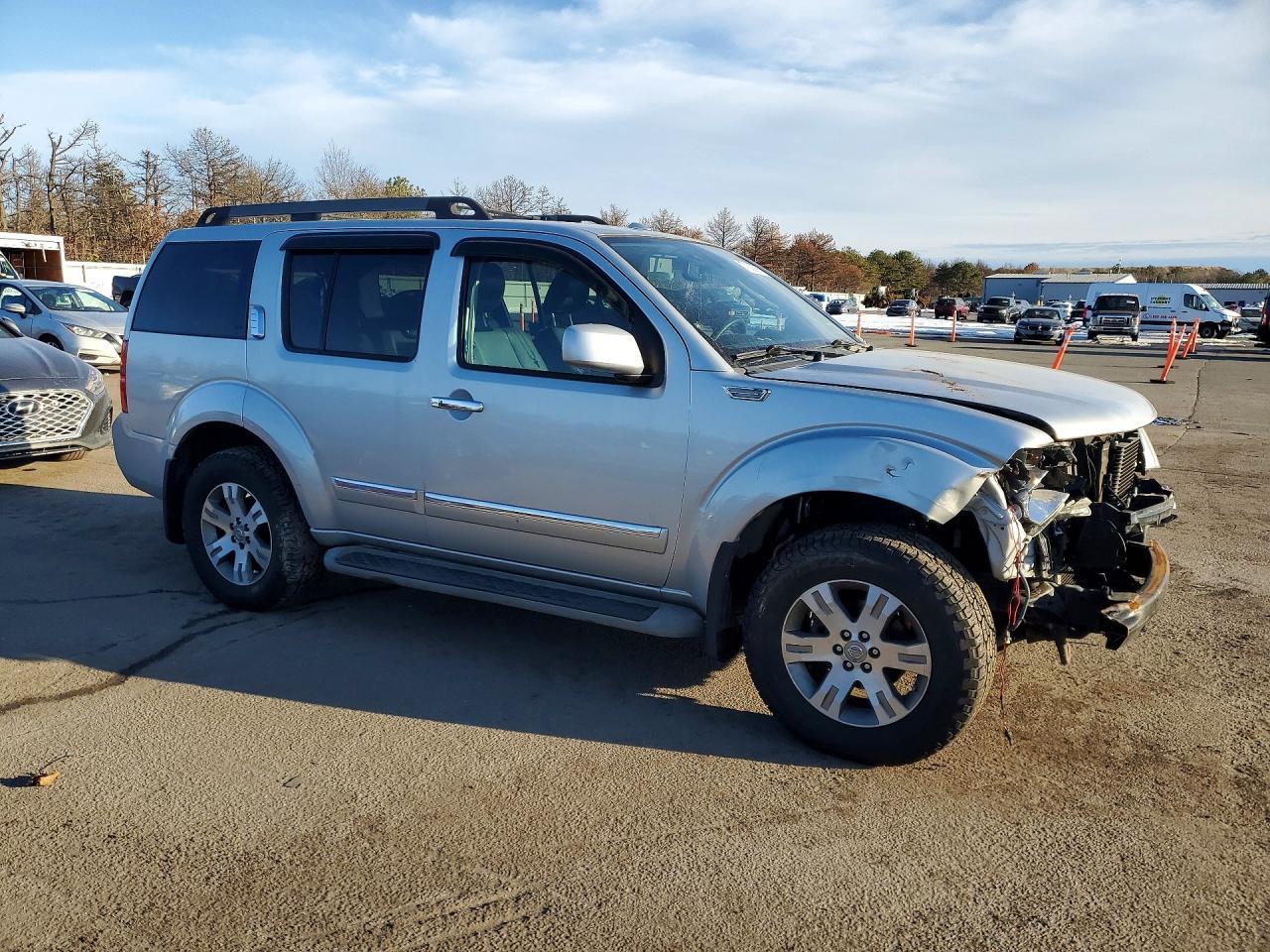 2011 Nissan Pathfinder S - Фото 4
