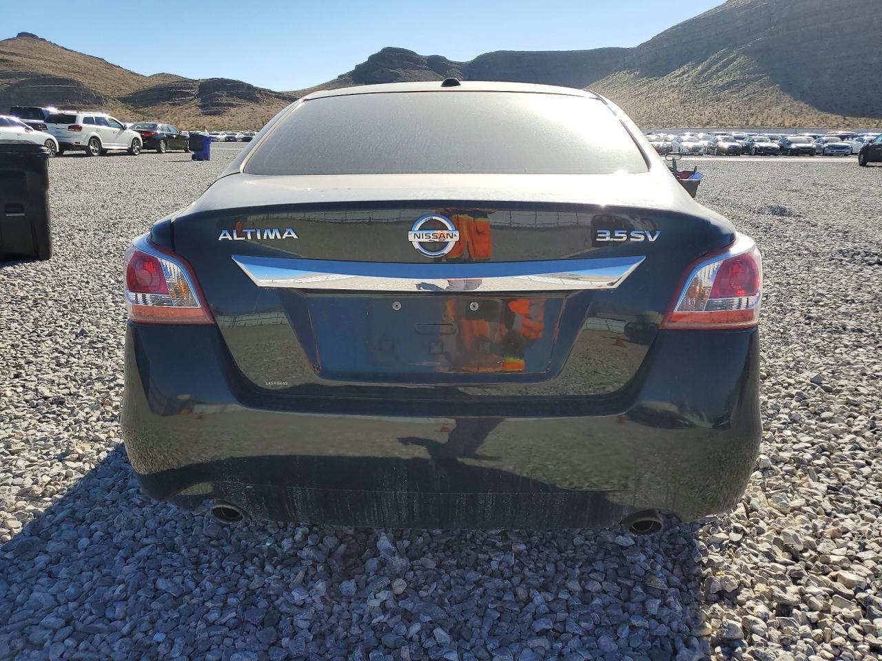 2013 Nissan Altima 3.5 S - Image 6