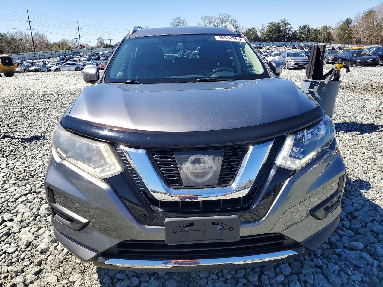2017 Nissan Rogue Sv - Image 5