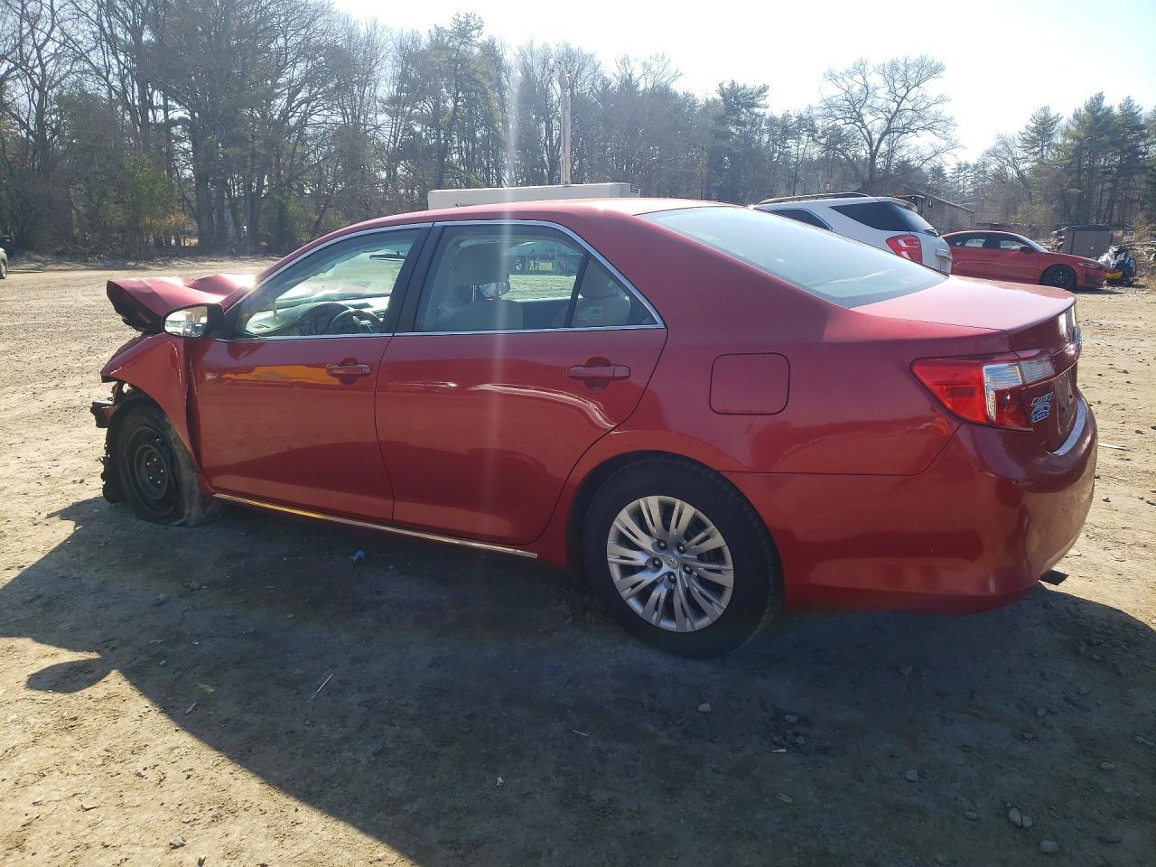 2012 Toyota Camry Le - Image 2