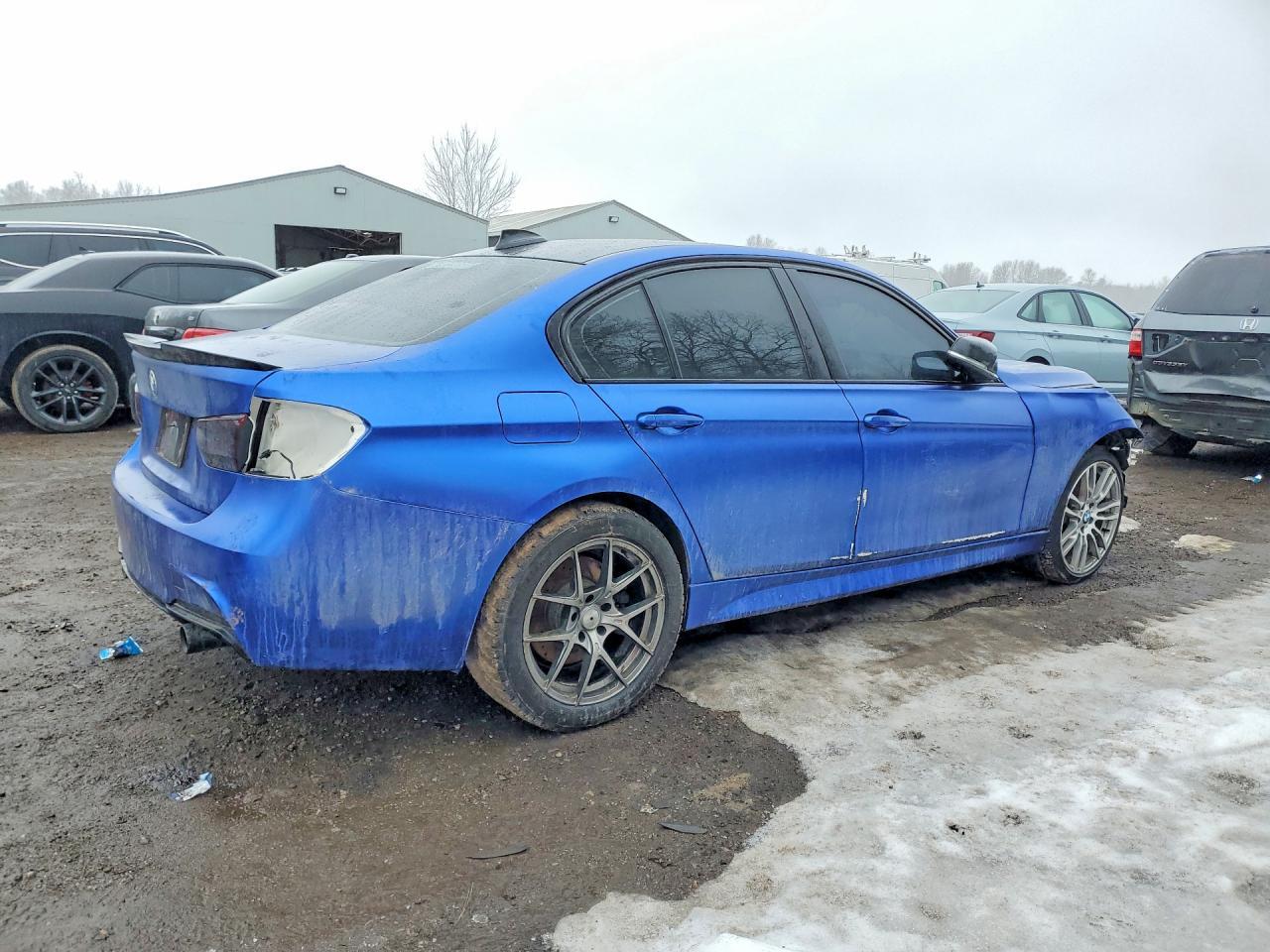2018 BMW 340 Xi - Image 3