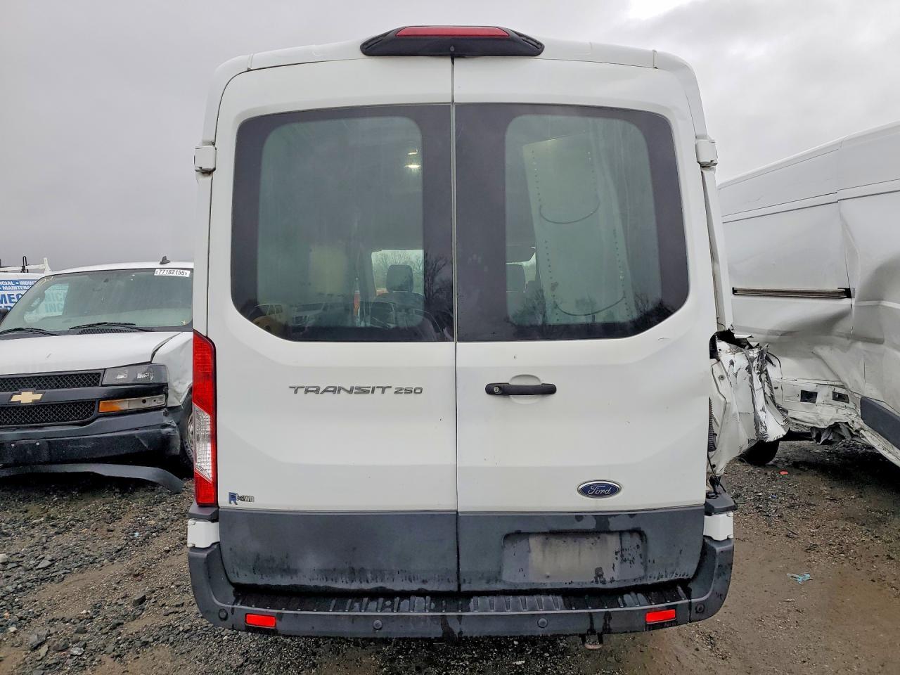 2019 Ford Transit 250 Utility / Service Van - Image 6