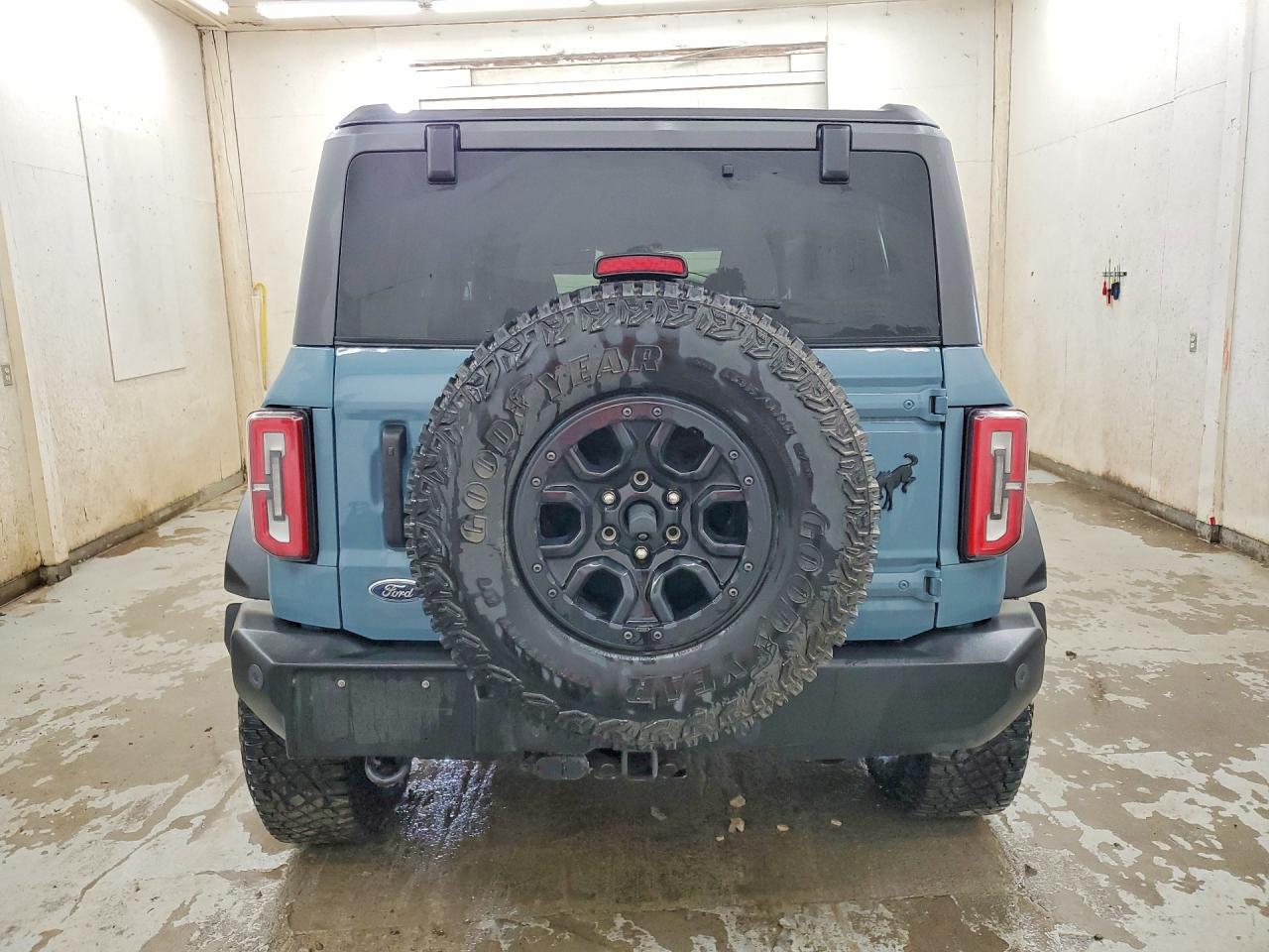 2022 Ford Bronco Base - Image 6