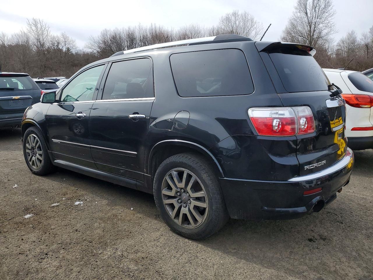 2012 GMC Acadia Denali - Фото 2
