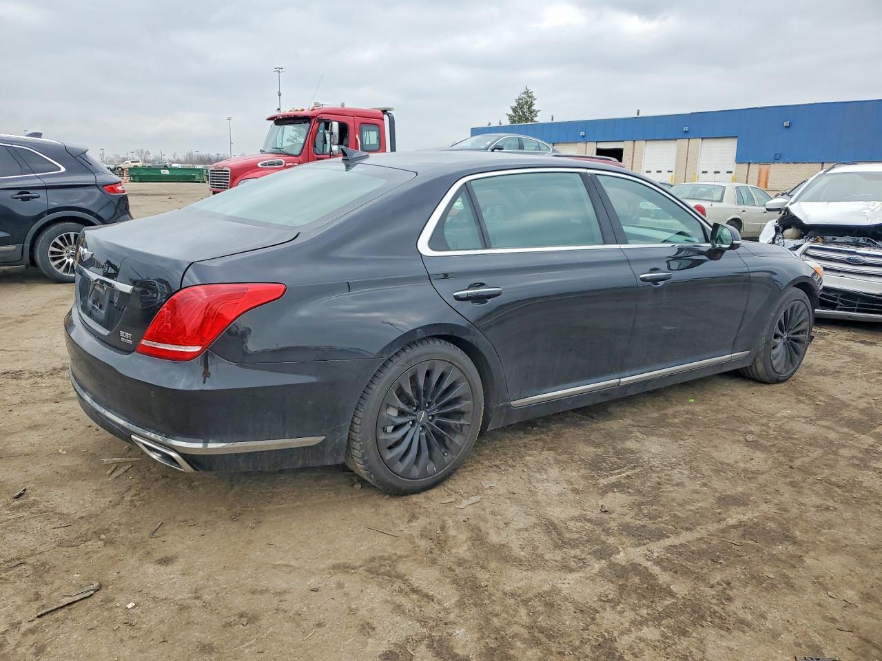 2019 Genesis G90 3.3T Premium - Image 3