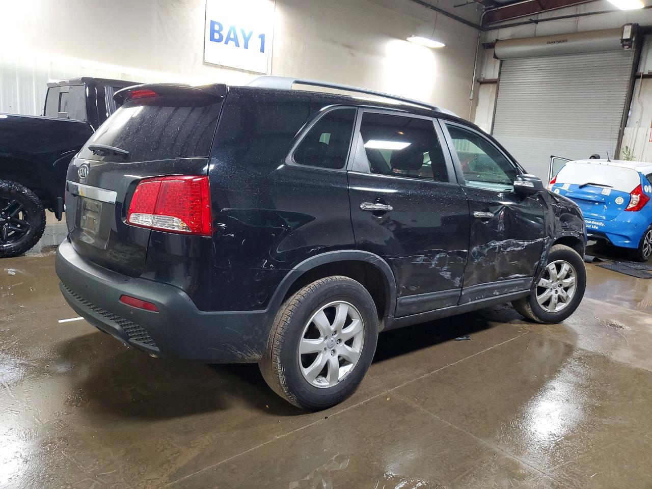 2012 Kia Sorento Lx - Фото 3