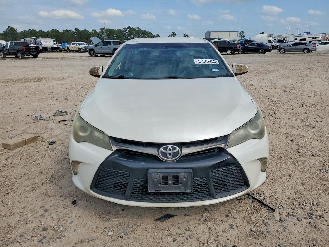 2015 Toyota Camry Se - Фото 5