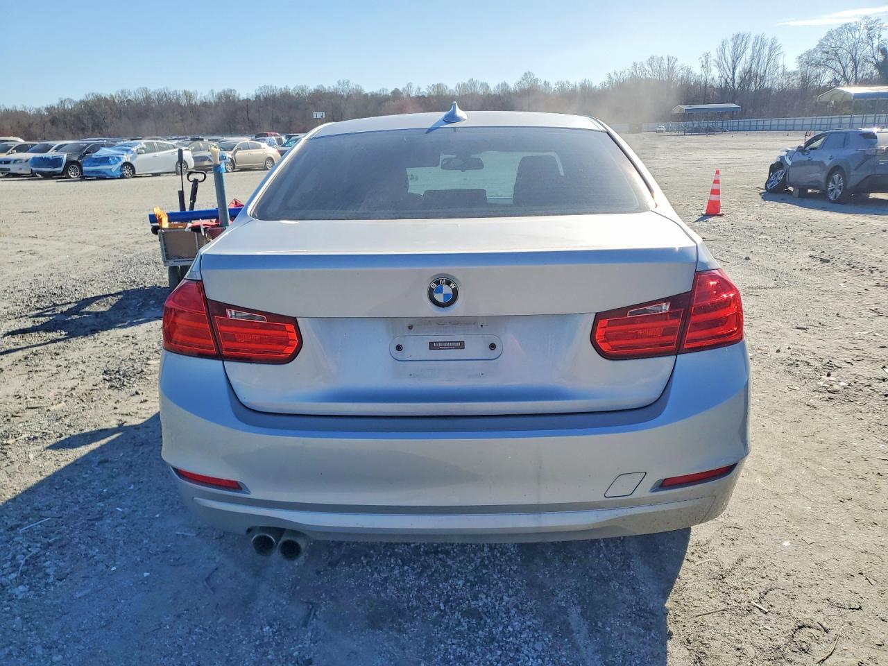 2015 BMW 328 I - Фото 6