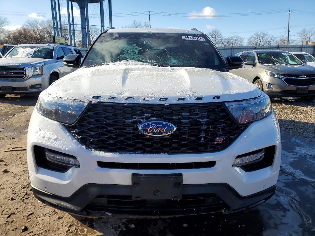 2022 Ford Explorer St - Фото 5