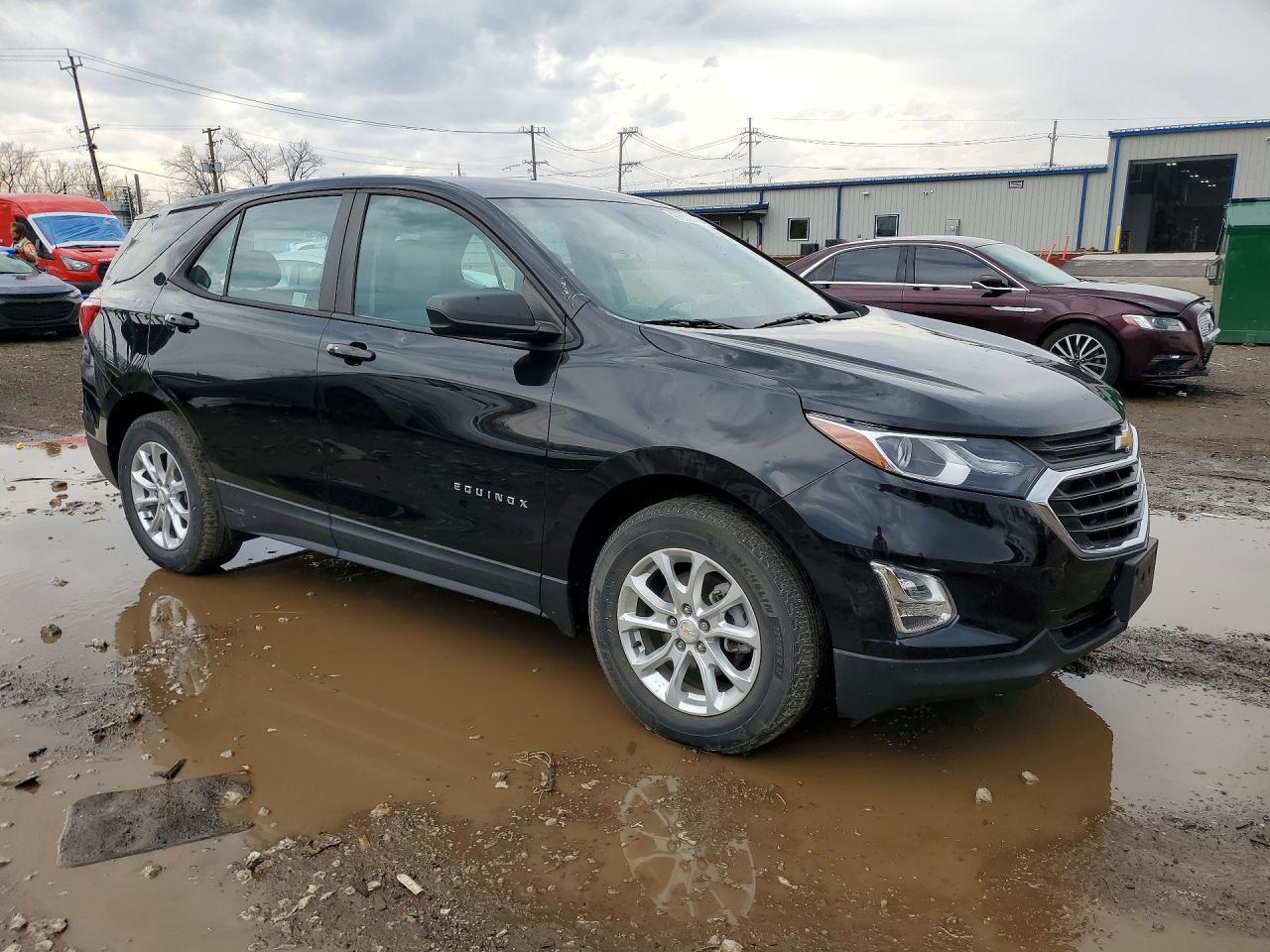 2021 Chevrolet Equinox Ls - Фото 4