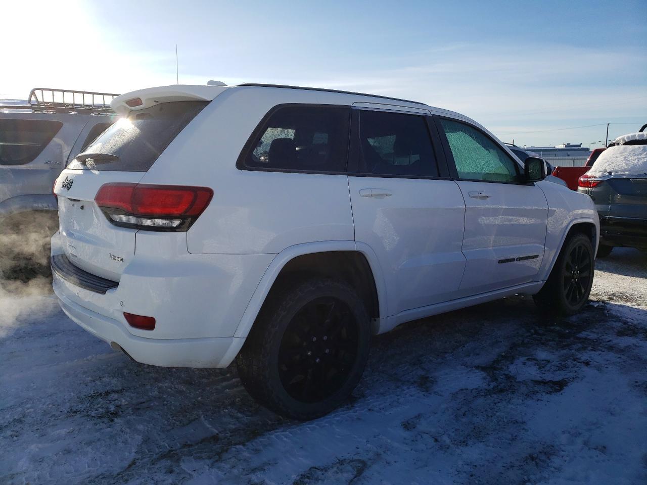 2017 Jeep Grand Cherokee Laredo - Фото 3