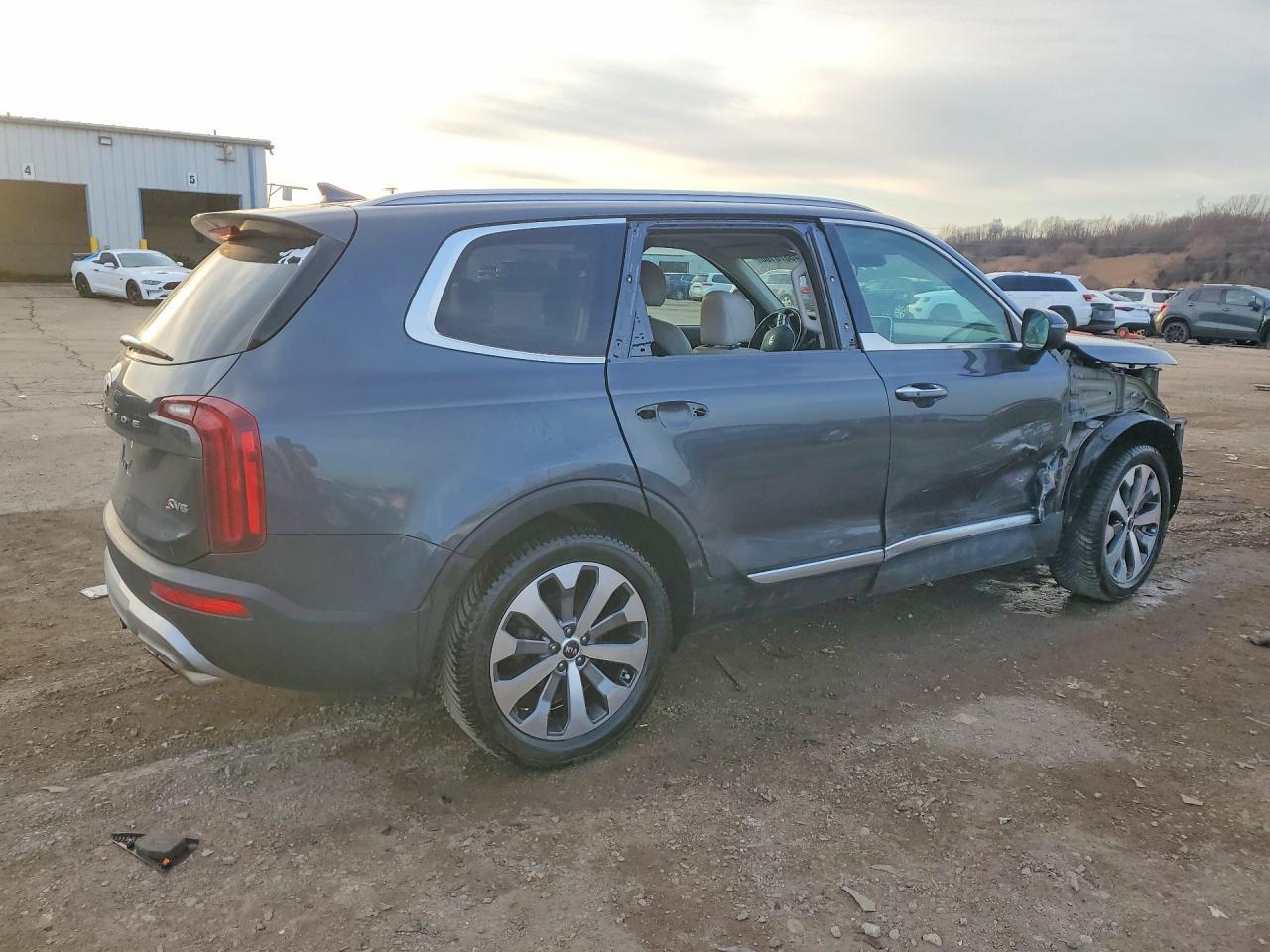 2020 Kia Telluride S - Фото 3