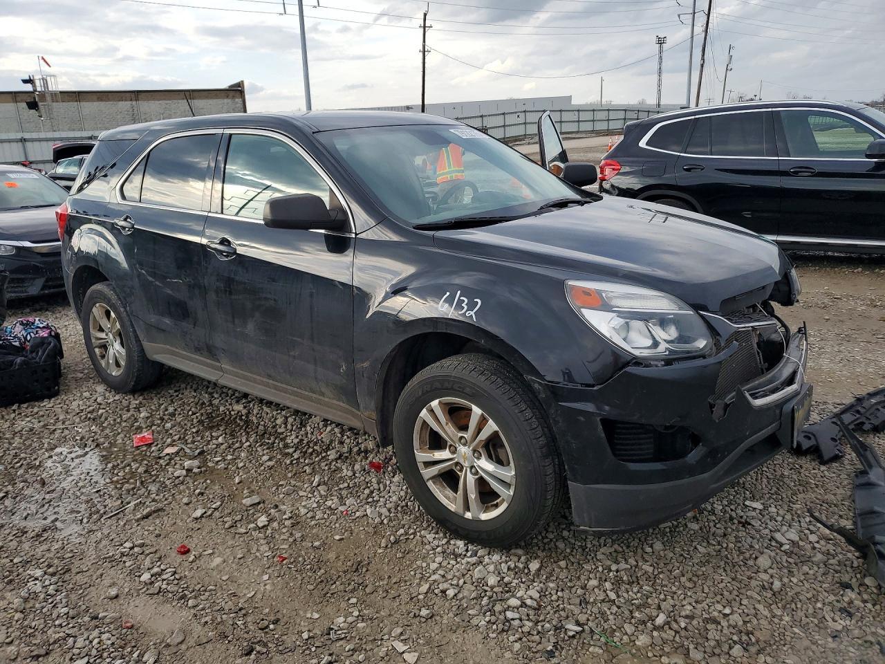 2016 Chevrolet Equinox Ls - Image 4