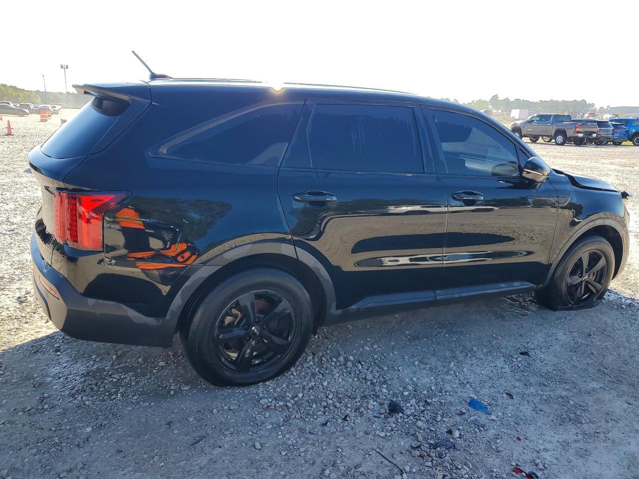 2023 Kia Sorento Lx - Фото 3
