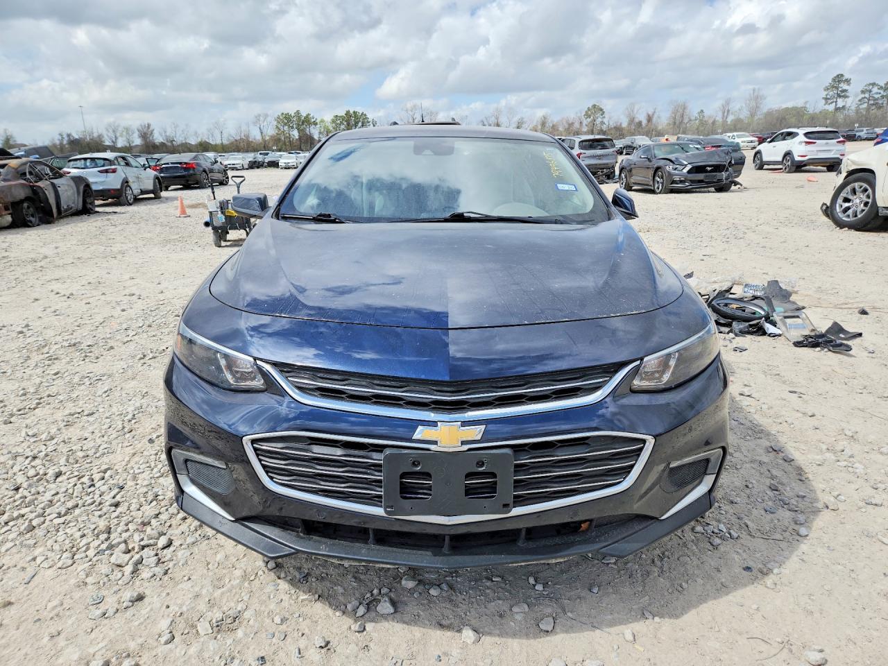 2018 Chevrolet Malibu - Image 5