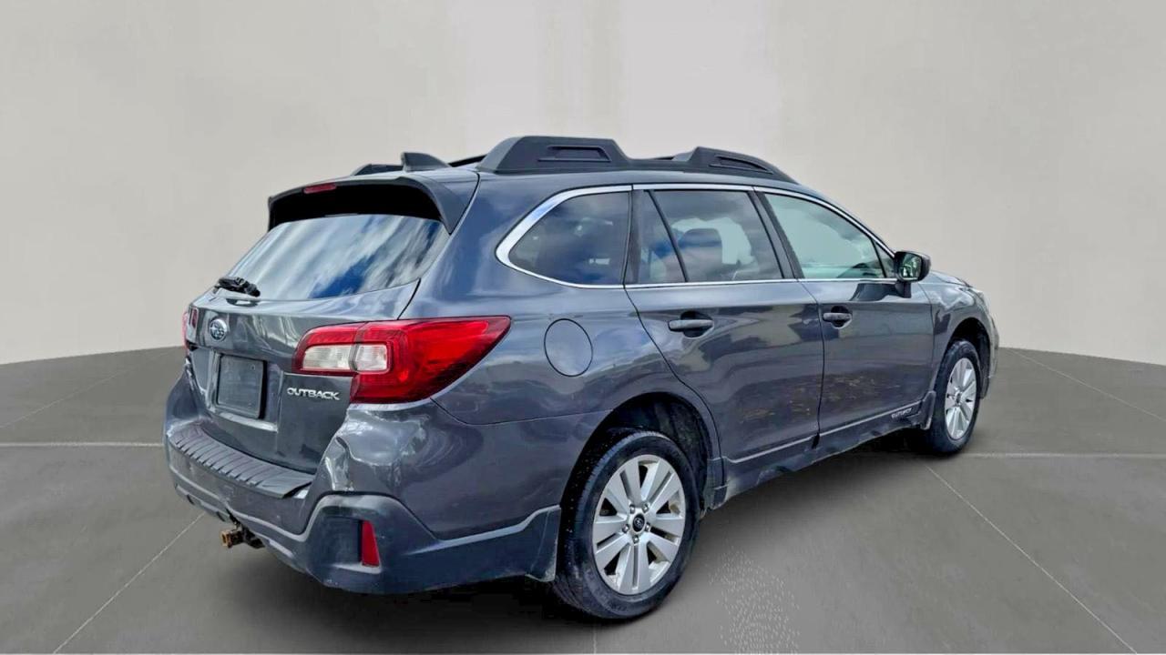2019 Subaru Outback 2.5I Premium - Image 4
