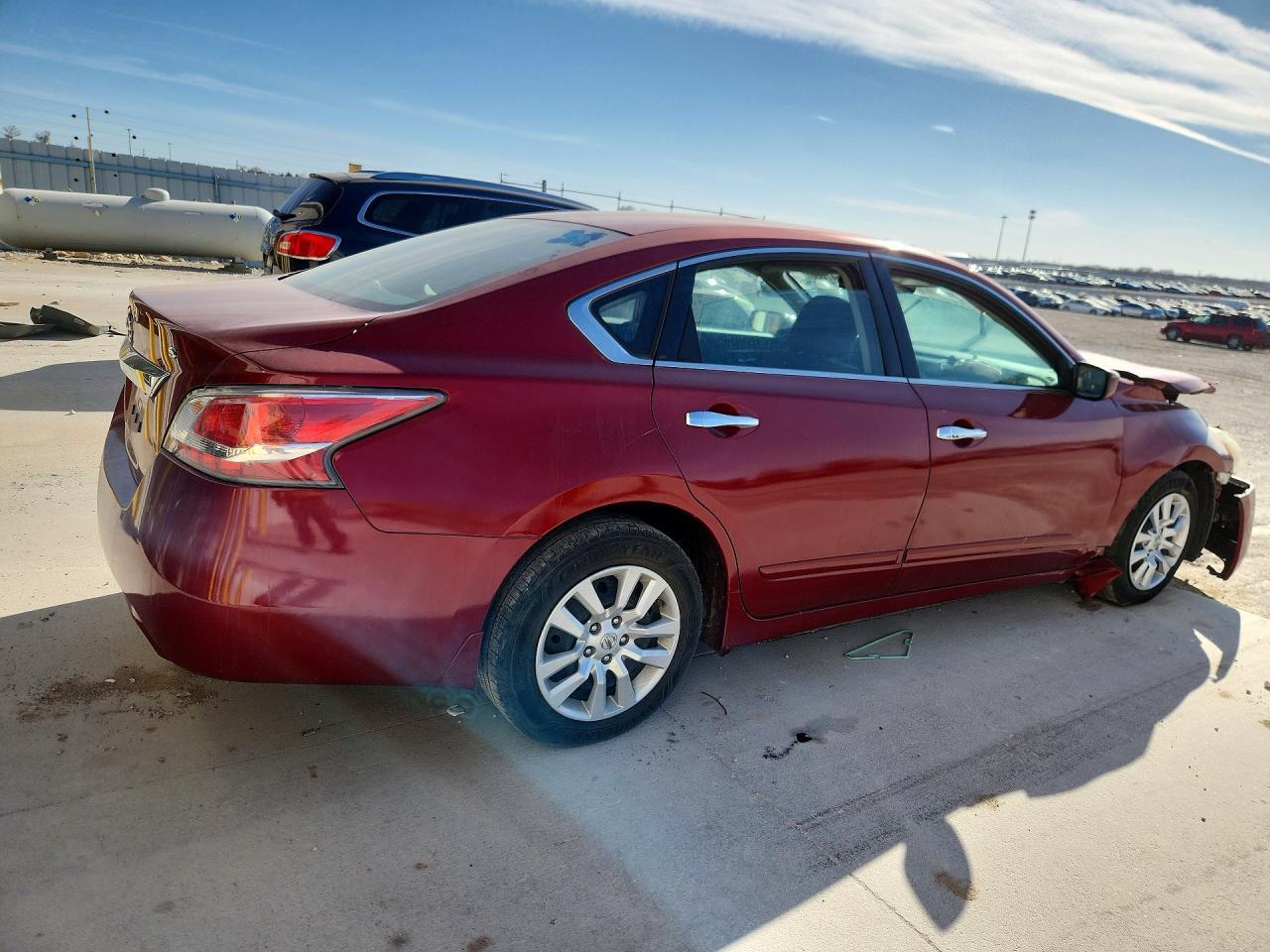 2015 Nissan Altima 2.5 S - Фото 3