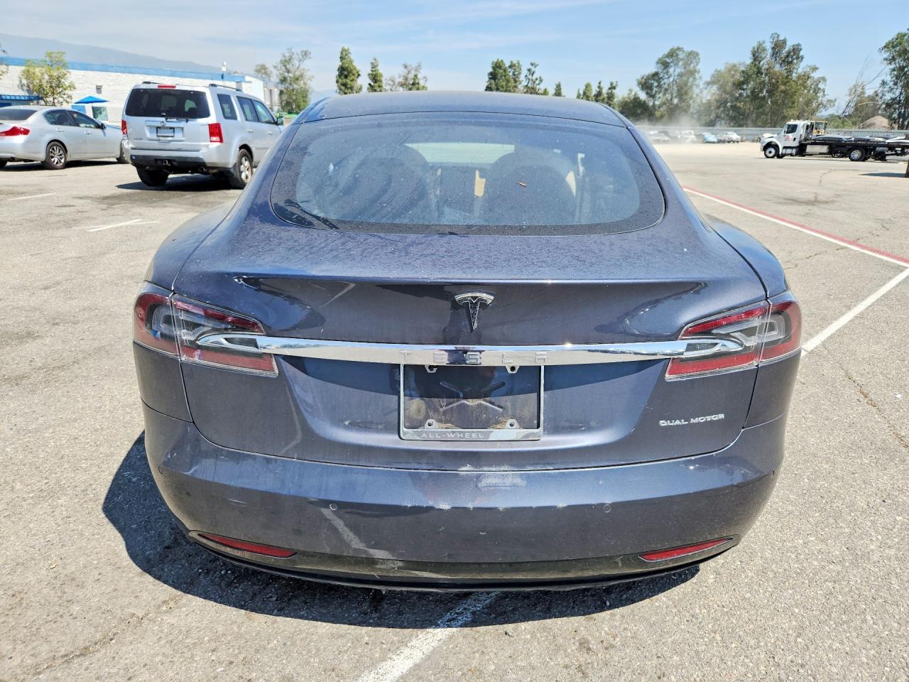 2020 Tesla Model S - Фото 6
