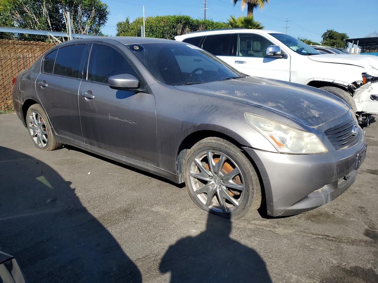 2009 Infiniti G37 Sedan X - Фото 4