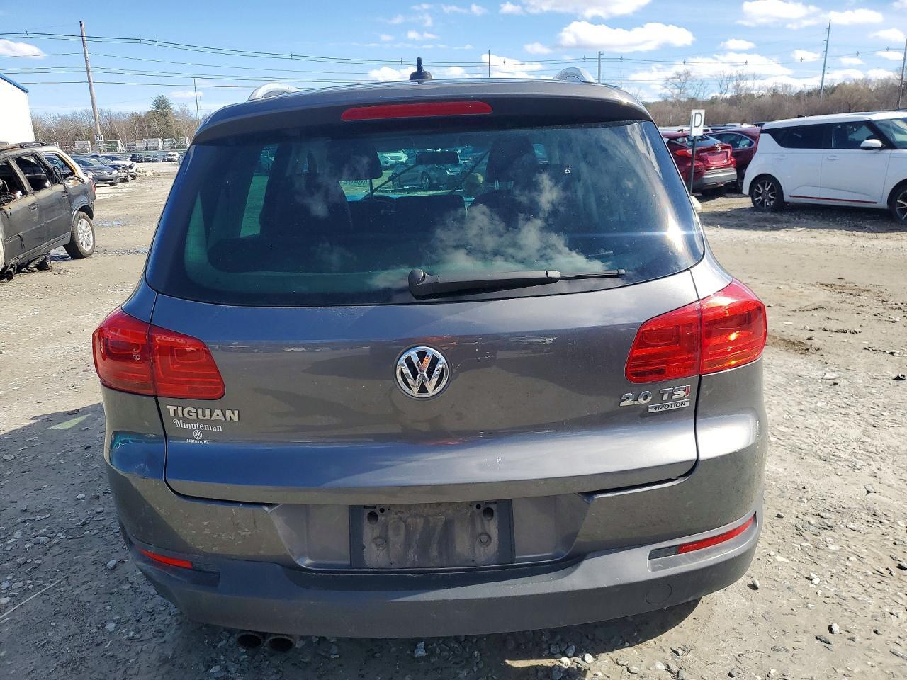 2014 Volkswagen Tiguan S - Фото 6