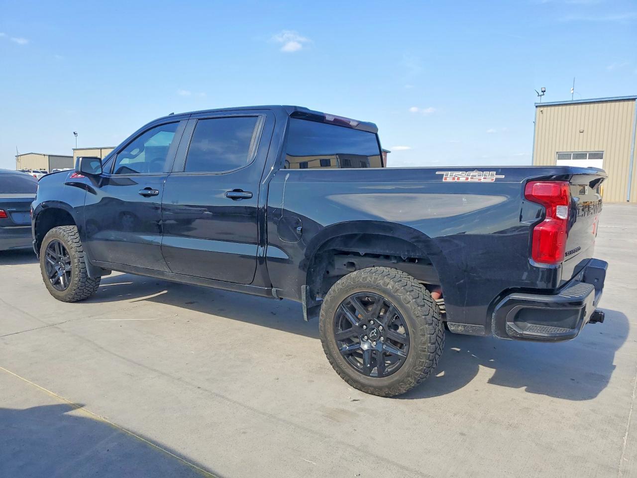 2022 Chevrolet Silverado Ltd K1500 Lt Trail Boss - Фото 2