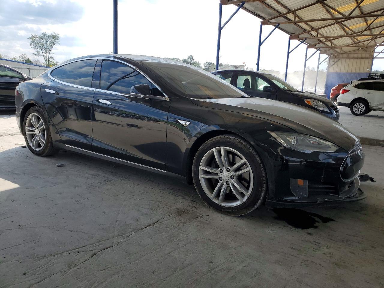 2013 Tesla Model S - Фото 4