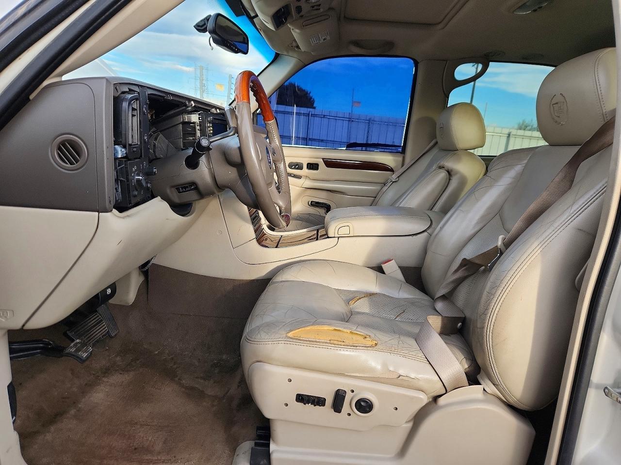 2004 Cadillac Escalade Luxury - Фото 7