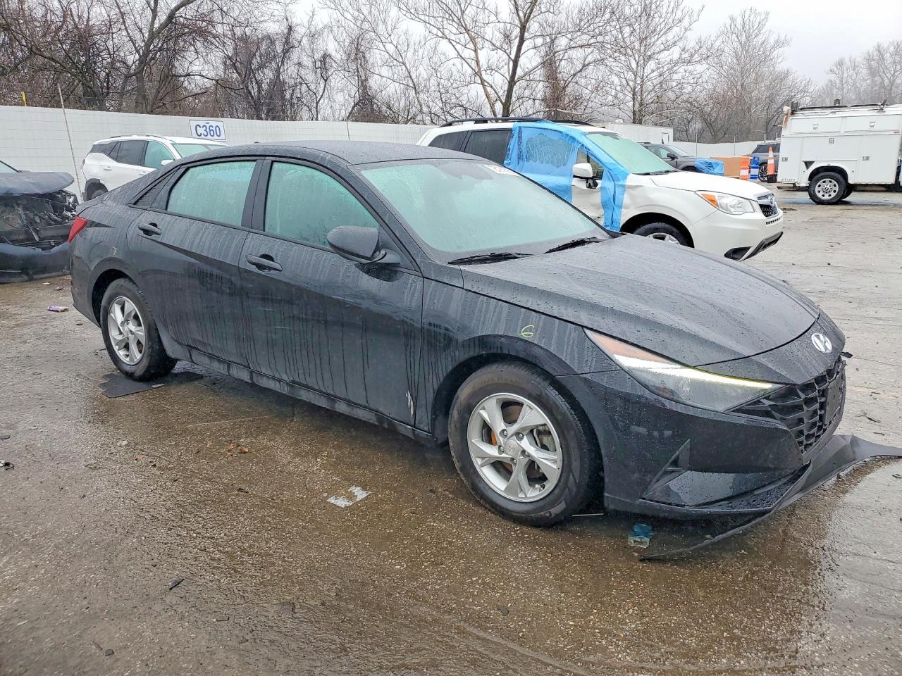 2023 Hyundai Elantra Se - Фото 4