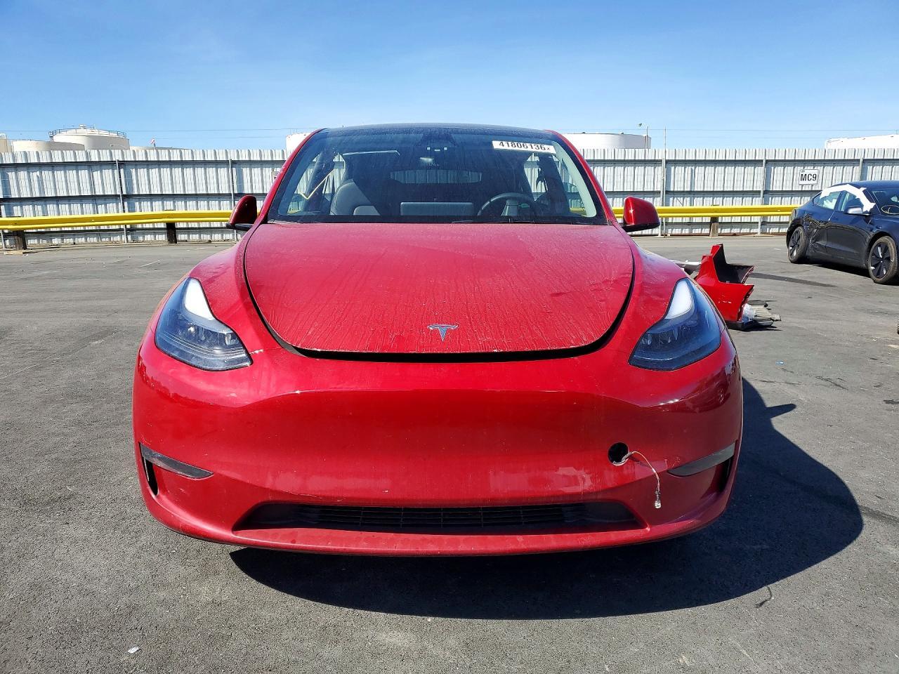2023 Tesla Model Y - Image 5