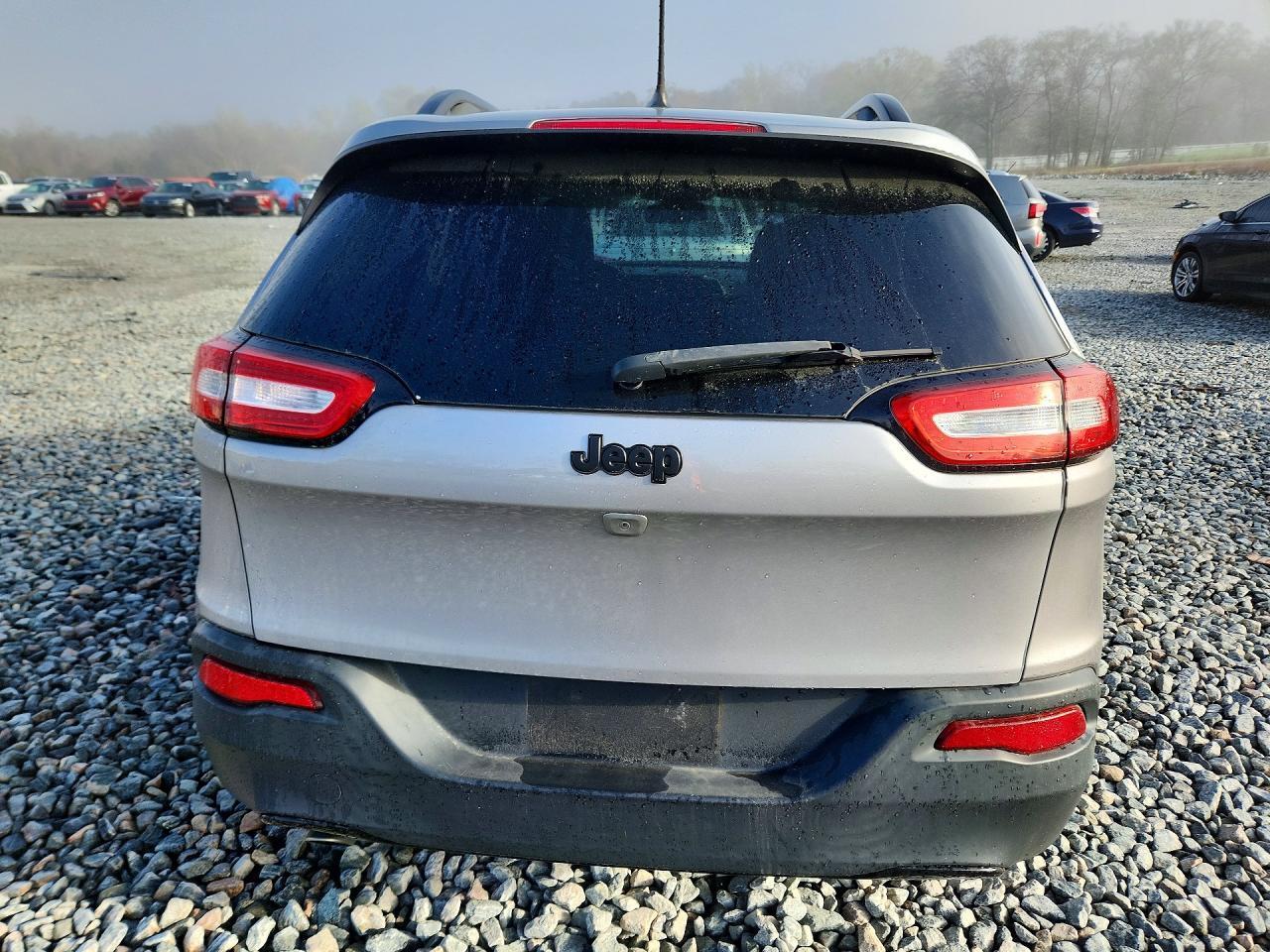 2018 Jeep Cherokee Latitude - Фото 6