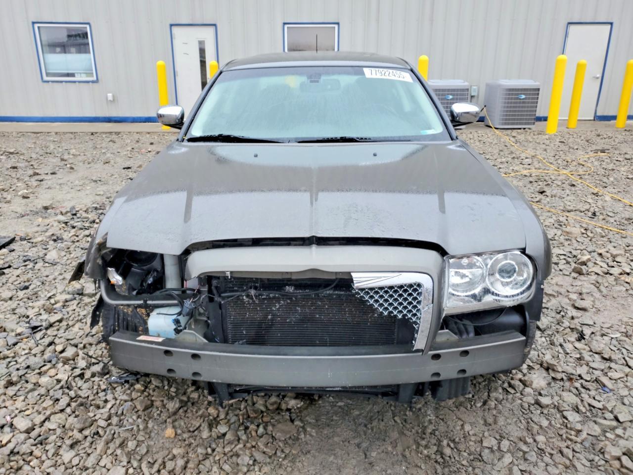 2008 Chrysler 300C - Image 5