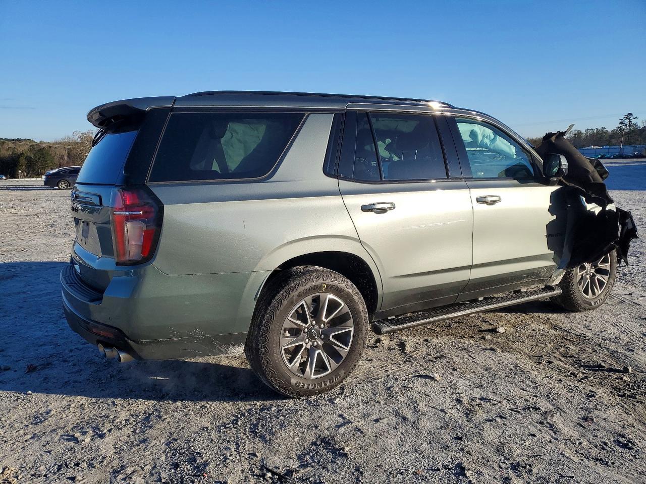 2023 Chevrolet Tahoe K1500 Z71 - Image 3