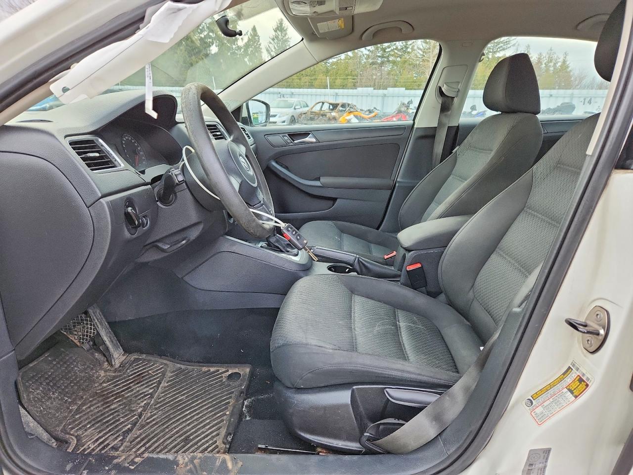 2011 Volkswagen Jetta - Image 7