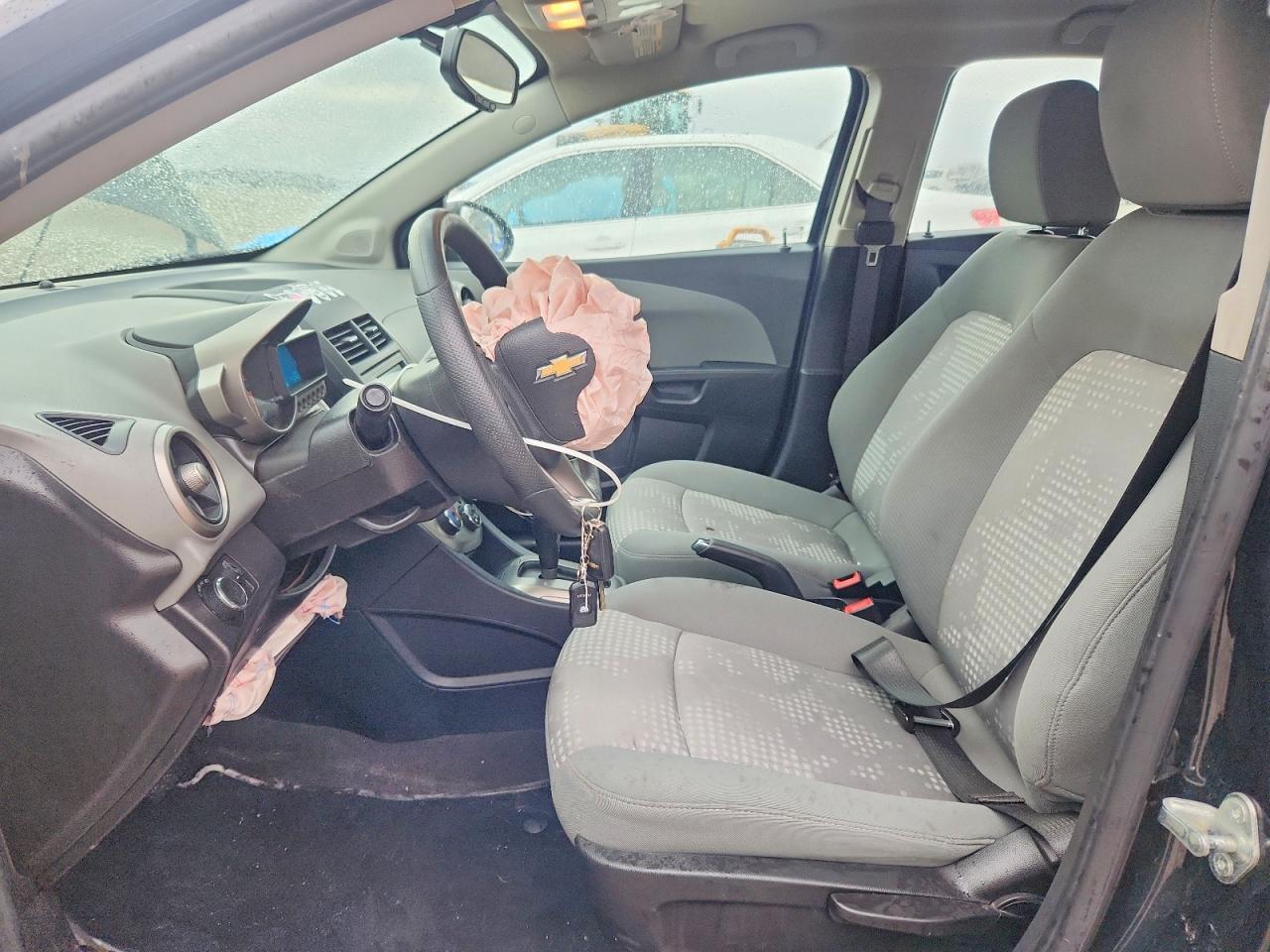 2015 Chevrolet Sonic Ls - Фото 7